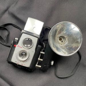 Vintage Brownie Starflex Camera by Kodak
